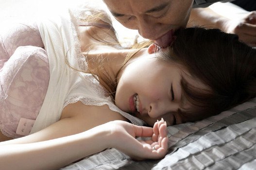 คู่รักที่เข้าร่วมใน Wife Change Club เพื่อตอบสนองความปรารถนาที่จะสำรวจ