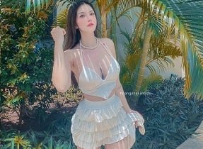 Hoang Nhan Chi Linh มีร่างกายร้อนและริมฝีปากเซ็กซี่