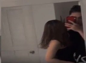 เซ็กส์ที่หลงใหลของ Huong Lan ในคืนที่บ้าคลั่ง