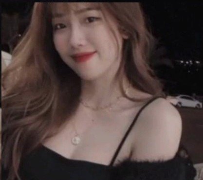 Le Bich Van ประกาศวิดีโอร้อนที่ทำให้เกิดไข้ทางสังคม