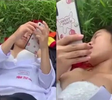 tiktoker หญิงชอบที่จะอวดส้มโอจะถูกกด