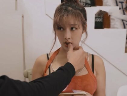 สัมผัสกับสาวใหม่ออนไลน์ในการนัดหมายครั้งแรก