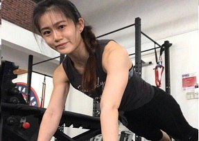 ยิมเพื่อหัวเราะและนอนกับสาว ๆ