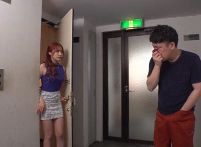 ฉันแสดงชุดชั้นในของฉันเมื่อมีเพศสัมพันธ์กับเพื่อนบ้านเซ็กซี่