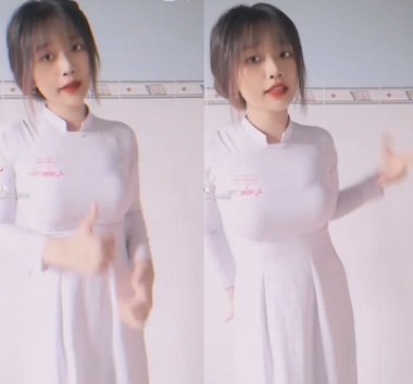 บิ๊กก้นหน้าอกใหญ่มีความสุข